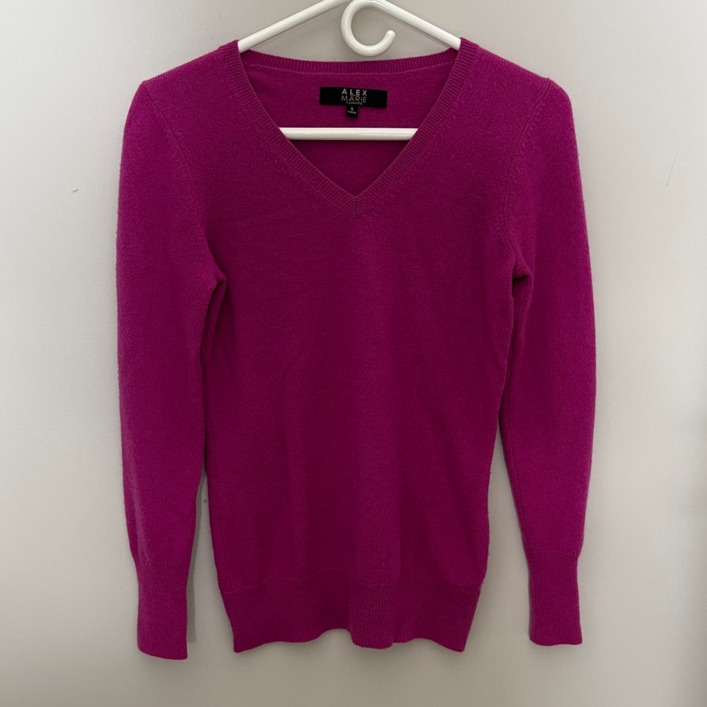 Alex Marie Cashmere V-Neck Sweater - S